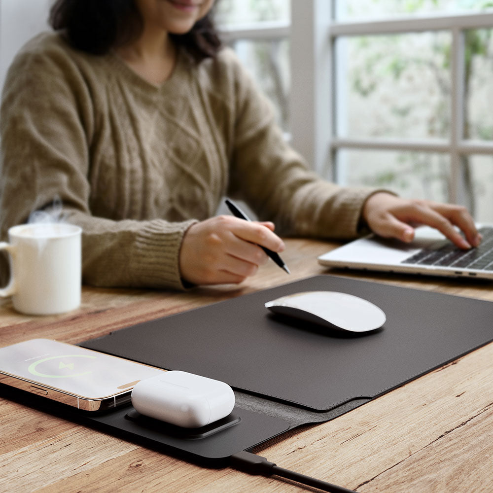 Funda para portátil 4 en 1 con carga inalámbrica